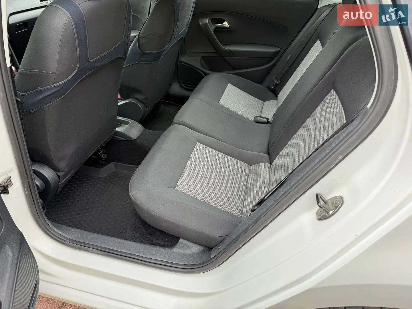2013 Volkswagen Polo - мініатюра 12