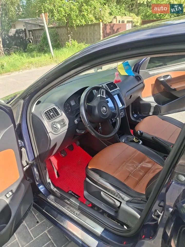 2013 Volkswagen Polo - мініатюра 12