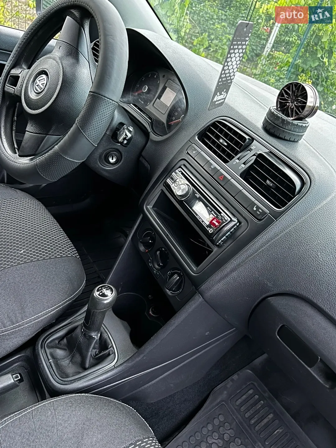 2011 Volkswagen Polo - мініатюра 15