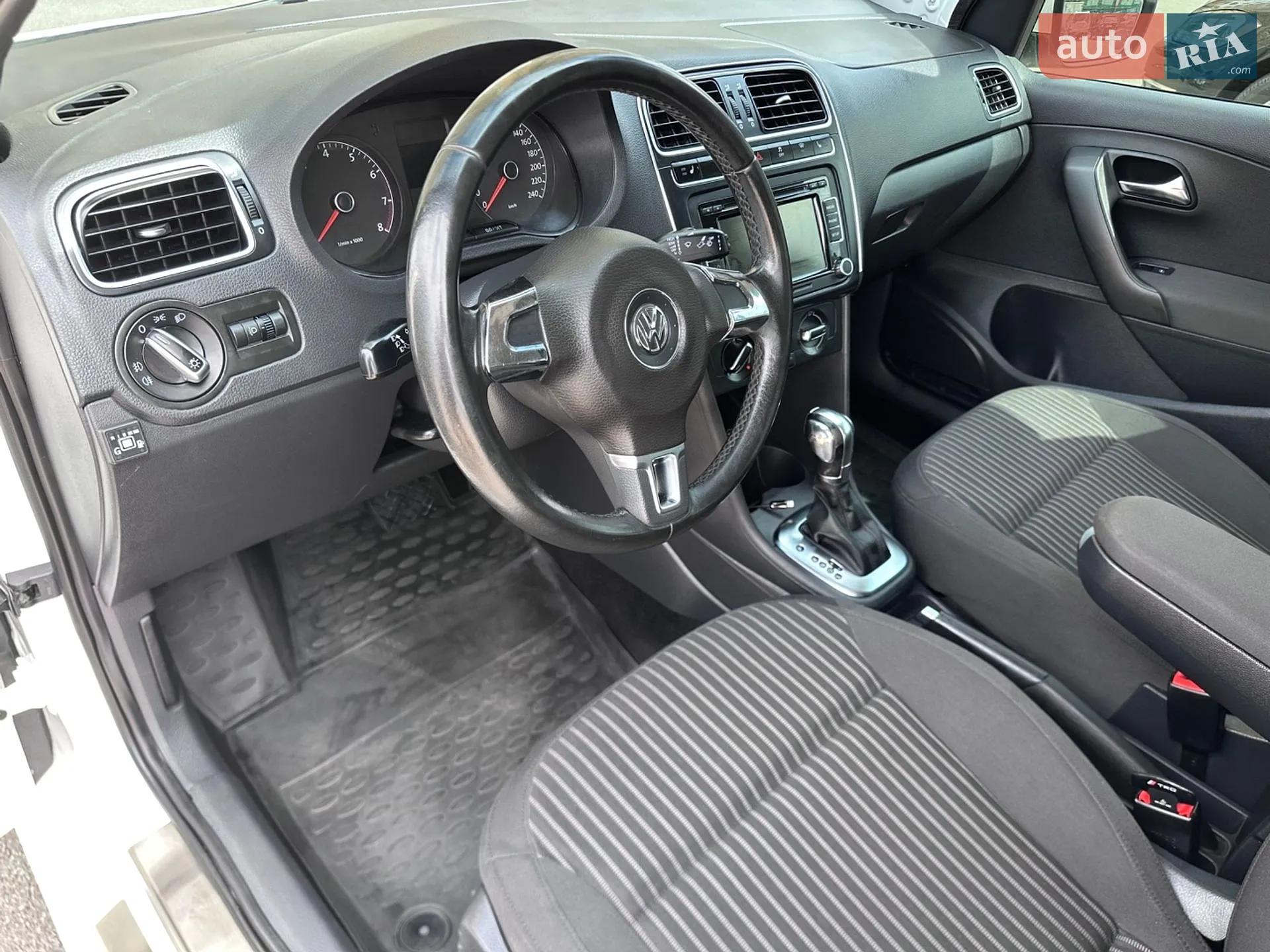 2017 Volkswagen Polo - мініатюра 21