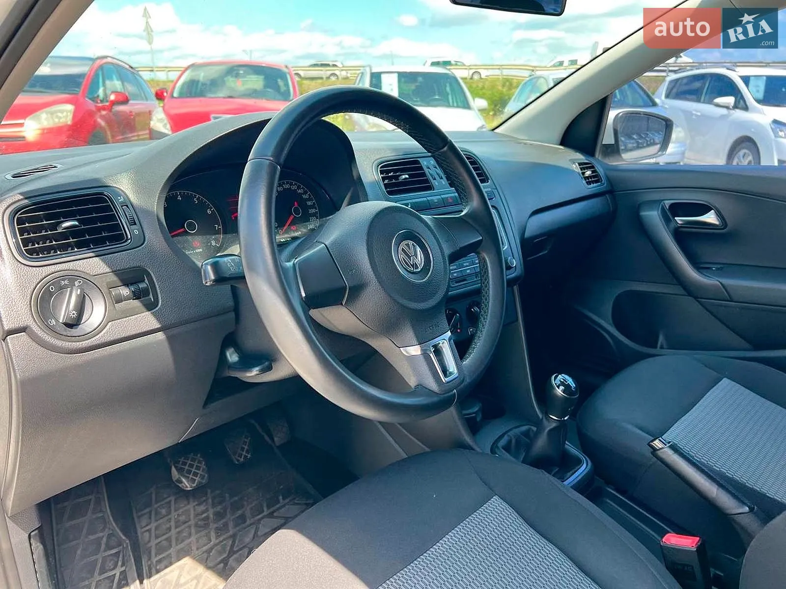 2013 Volkswagen Polo - мініатюра 20