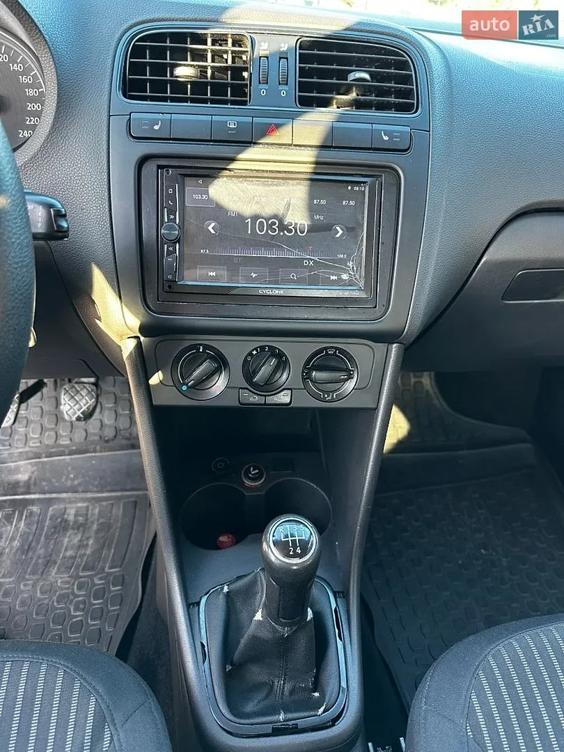 2011 Volkswagen Polo - мініатюра 19
