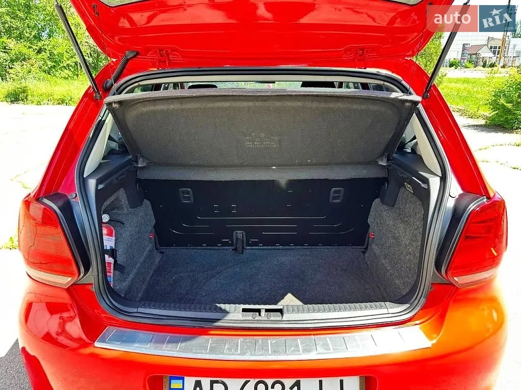 2010 Volkswagen Polo - мініатюра 28