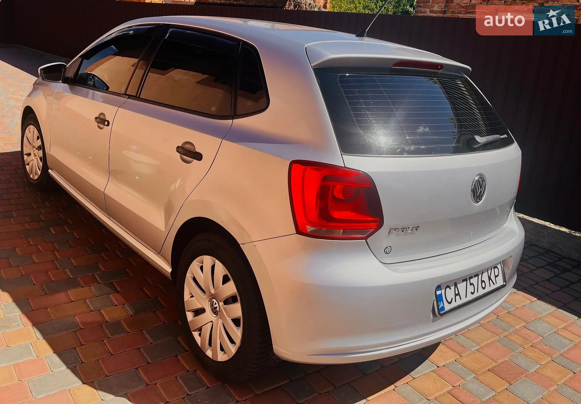 2010 Volkswagen Polo - мініатюра 3
