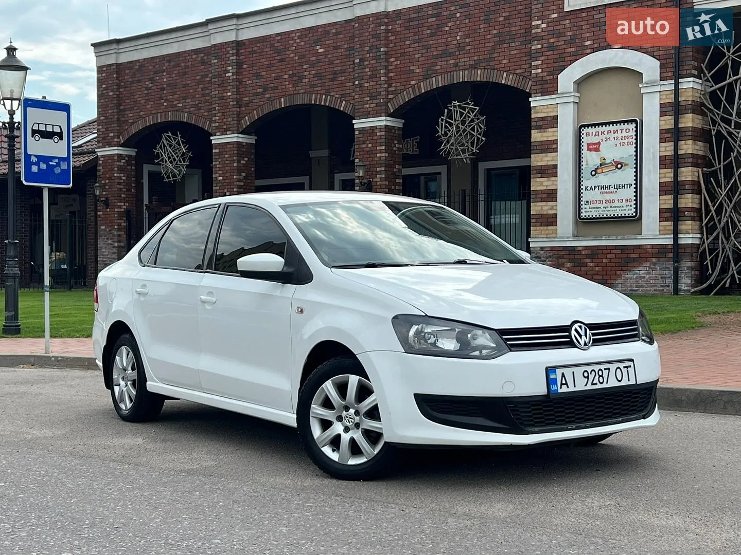 Volkswagen Polo 2013 VIN XW8ZZZ61ZDG060513 фото оголошення 9 з 37