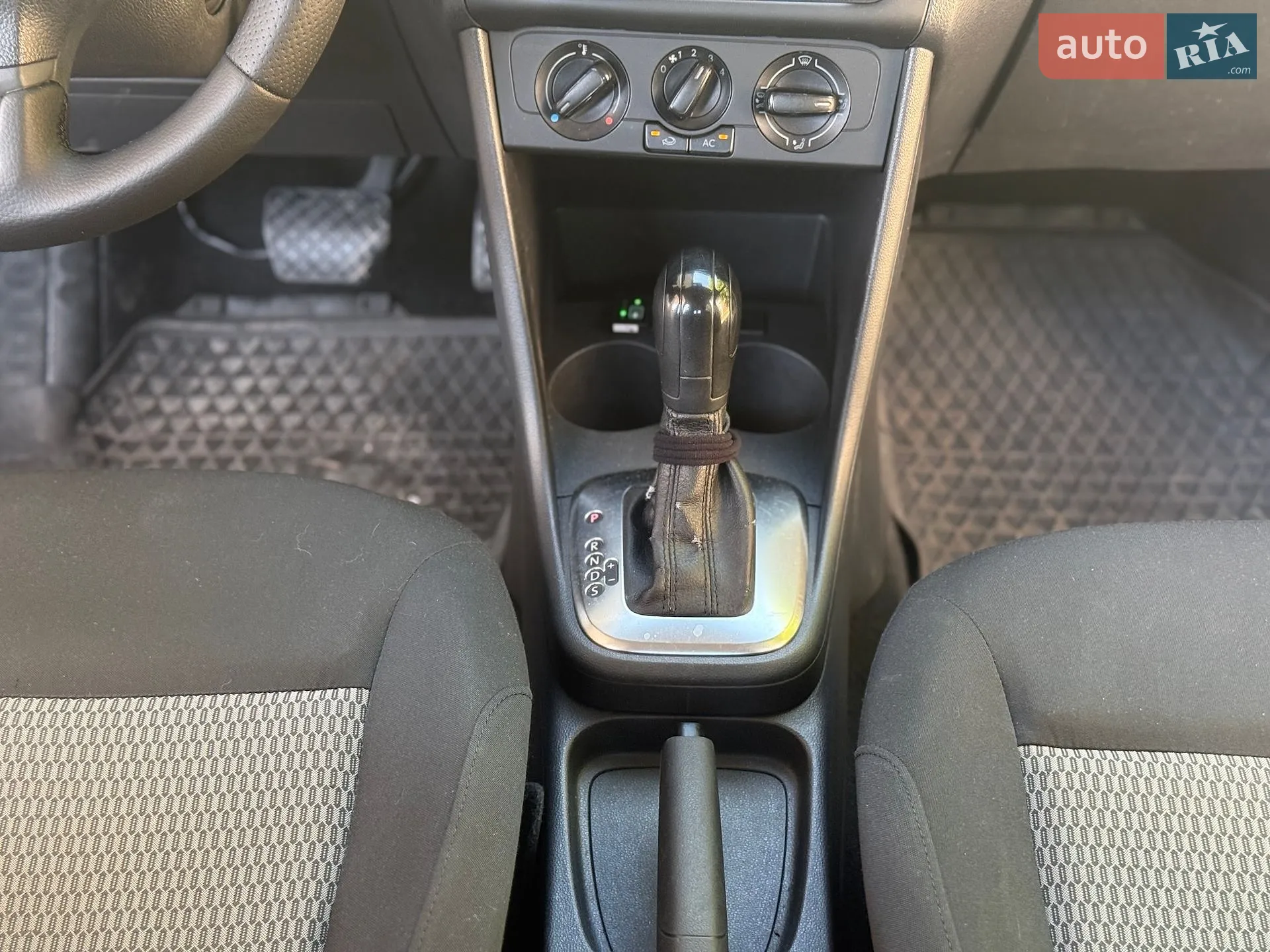 2012 Volkswagen Polo - мініатюра 19