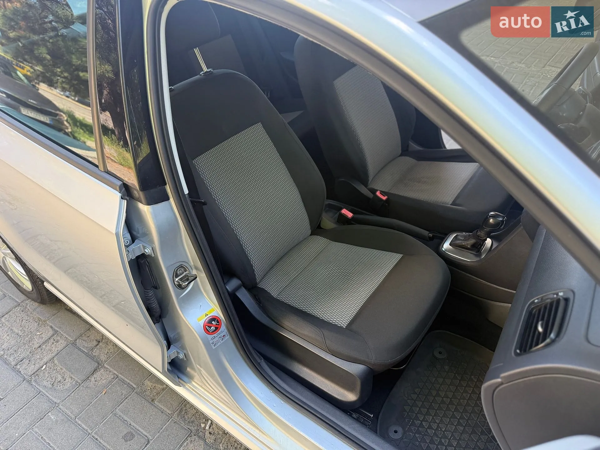 2012 Volkswagen Polo - мініатюра 22