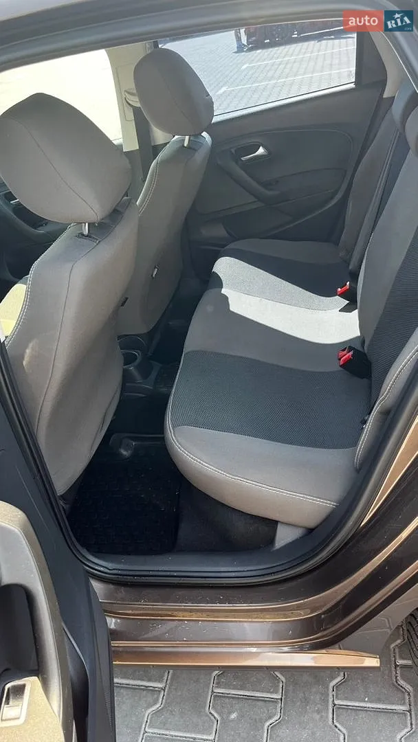 2012 Volkswagen Polo - мініатюра 12