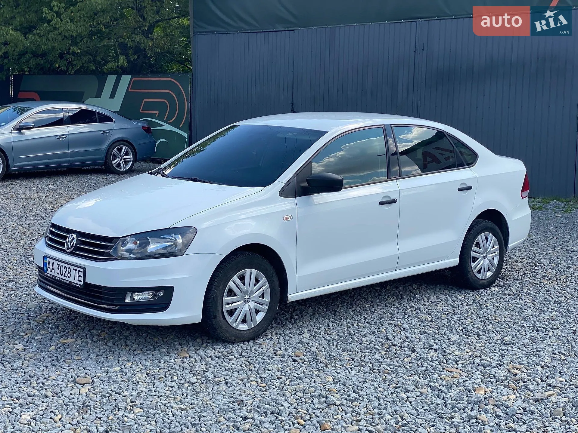 2017 Volkswagen Polo - мініатюра 2