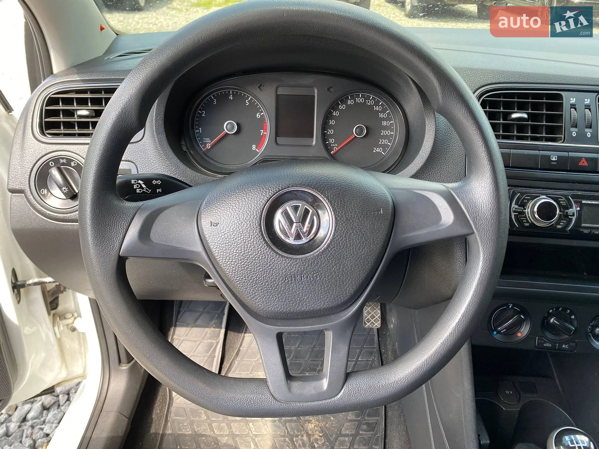 2017 Volkswagen Polo - мініатюра 11