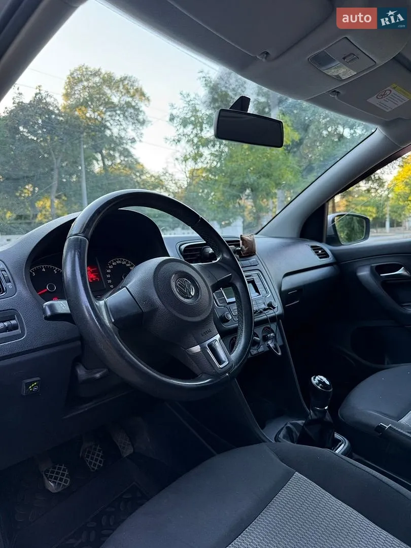 2013 Volkswagen Polo - мініатюра 4