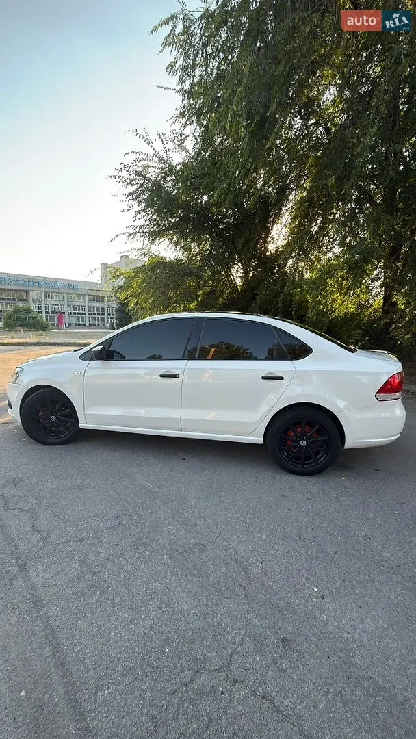 2012 Volkswagen Polo - мініатюра 9