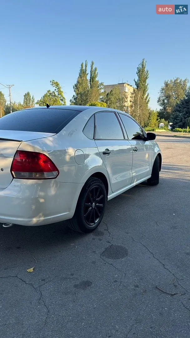 2012 Volkswagen Polo - мініатюра 11