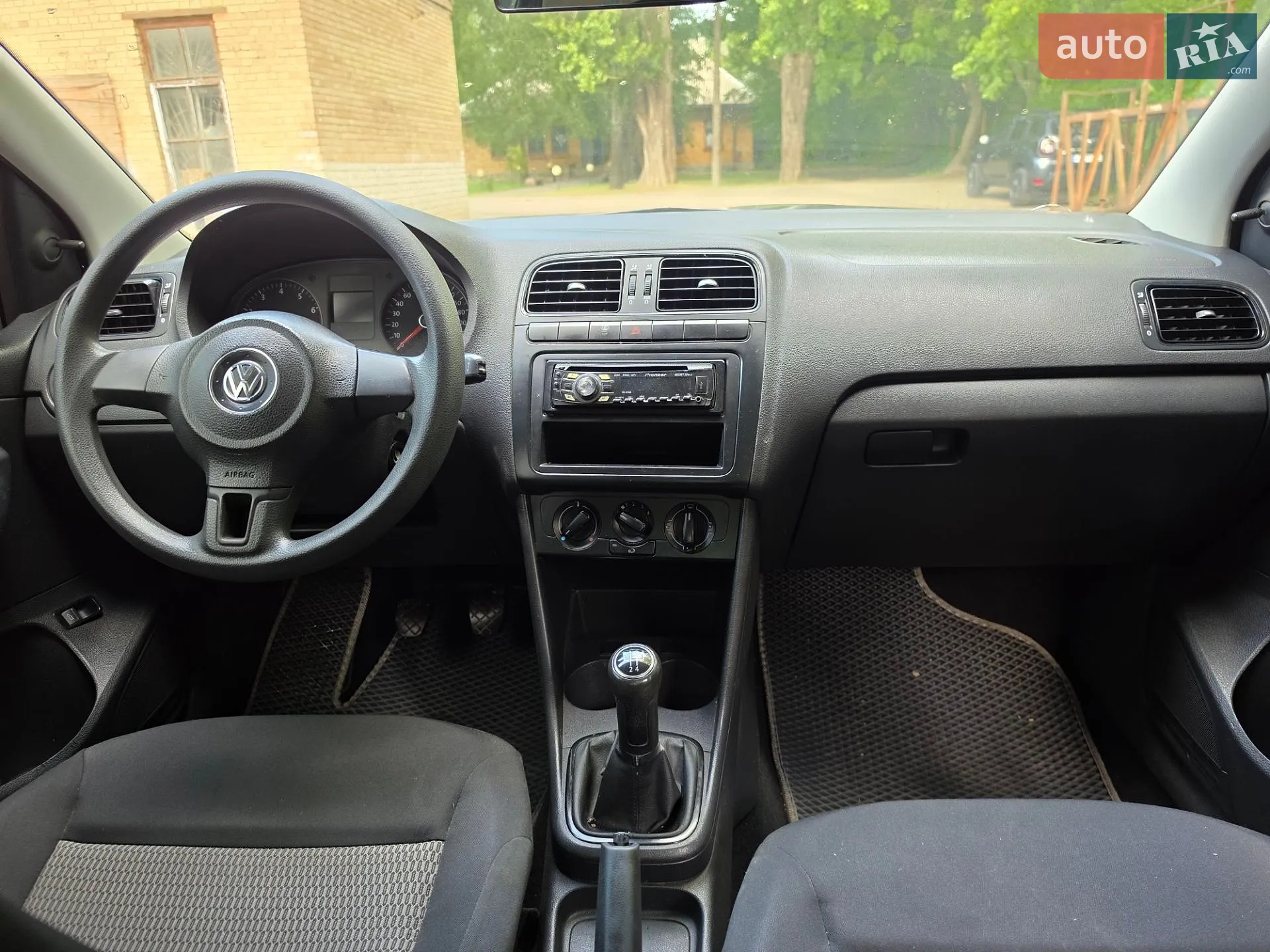 2011 Volkswagen Polo - мініатюра 17