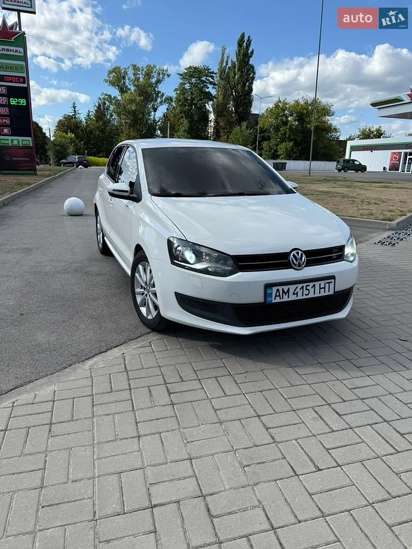 2013 Volkswagen Polo - мініатюра 2