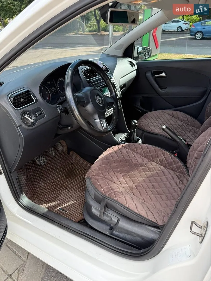 2013 Volkswagen Polo - мініатюра 13