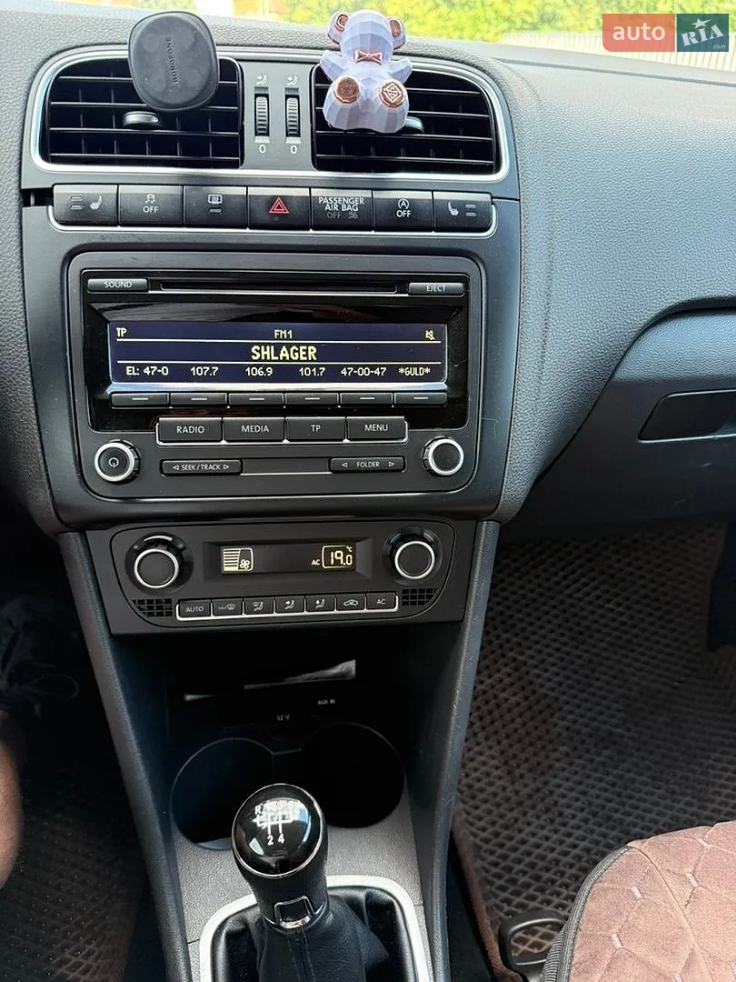 2013 Volkswagen Polo - мініатюра 22