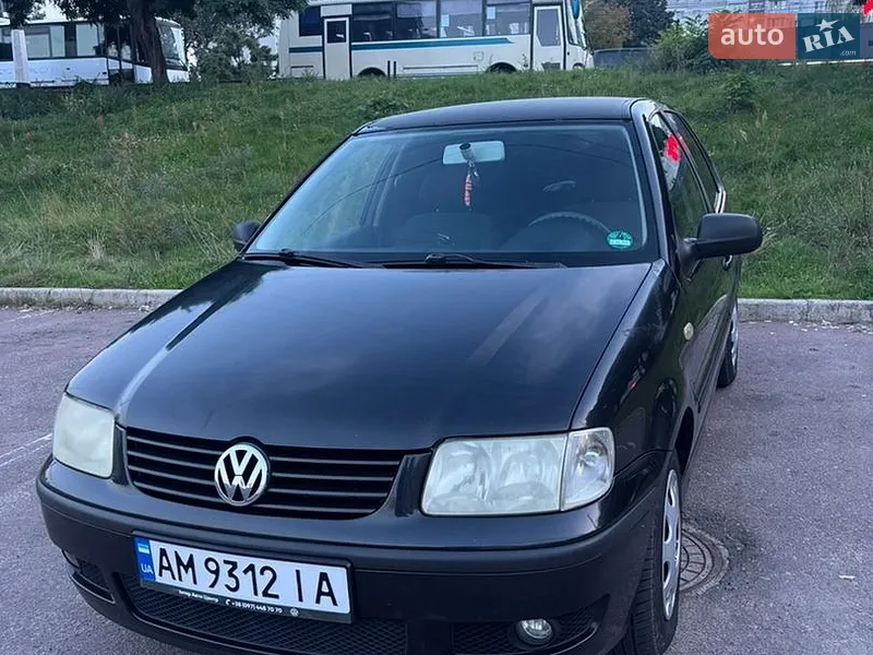 Volkswagen Polo 2000