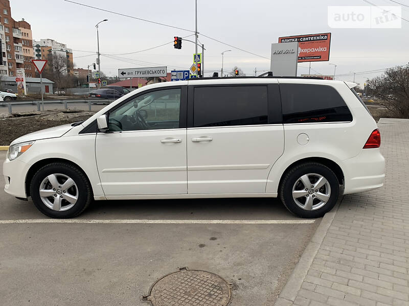 Мінівен Volkswagen Routan 2010 в Полтаві фото 8 Мінівен Volkswagen Routan 2010 в Полтаві