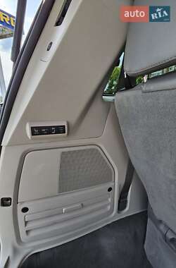 Минивэн Volkswagen Routan 2013 в 