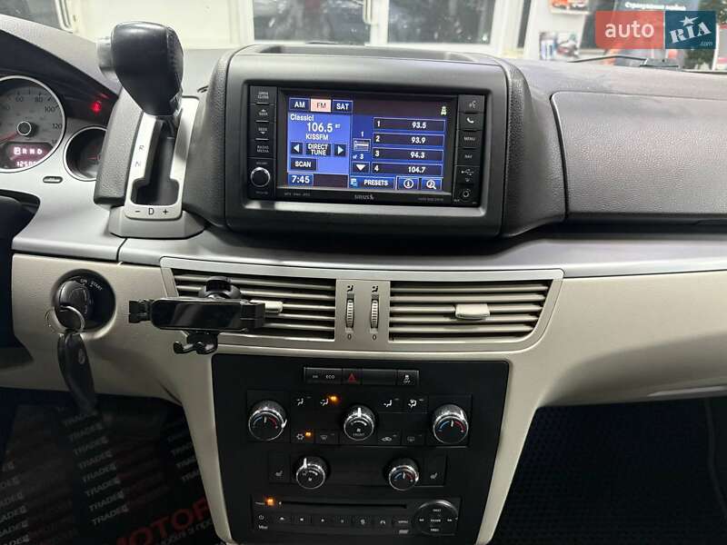 Мінівен Volkswagen Routan 2013 в Києві фото 26 Мінівен Volkswagen Routan 2013 в Києві