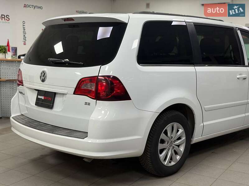 Мінівен Volkswagen Routan 2013 в Києві фото 10 Мінівен Volkswagen Routan 2013 в Києві