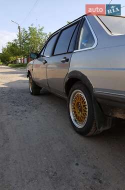 Седан Volkswagen Santana 1985 в 