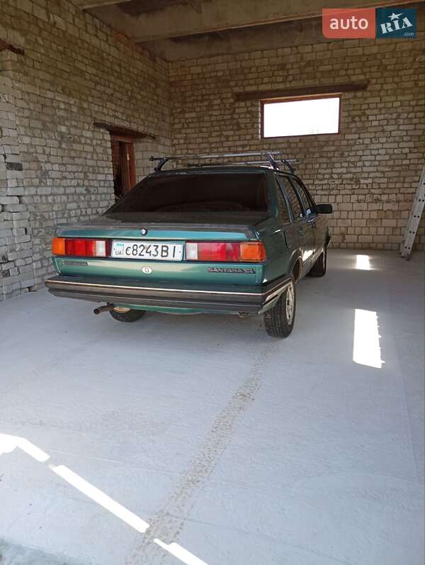Седан Volkswagen Santana 1987 в Ладижині
