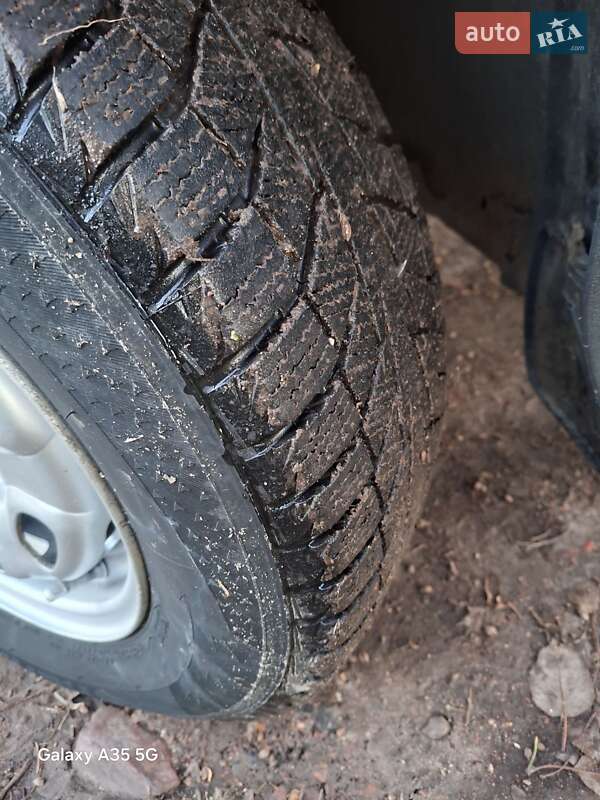 Седан Volkswagen Santana 1984 в Иваничах