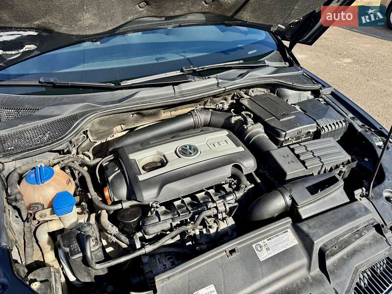 Хэтчбек Volkswagen Scirocco 2011 в Фастове