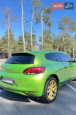 Хэтчбек Volkswagen Scirocco 2010 в 