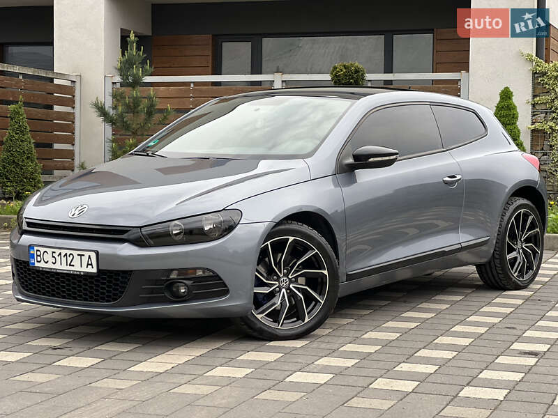 Хетчбек Volkswagen Scirocco 2009 в 