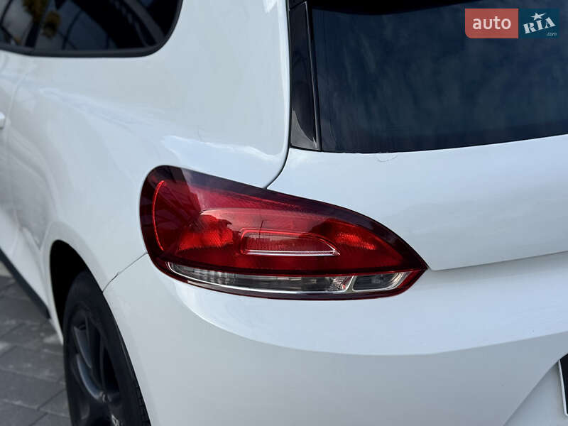 Хетчбек Volkswagen Scirocco 2010 в Ужгороді