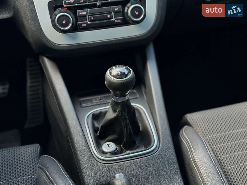 Хетчбек Volkswagen Scirocco 2010 в Ужгороді