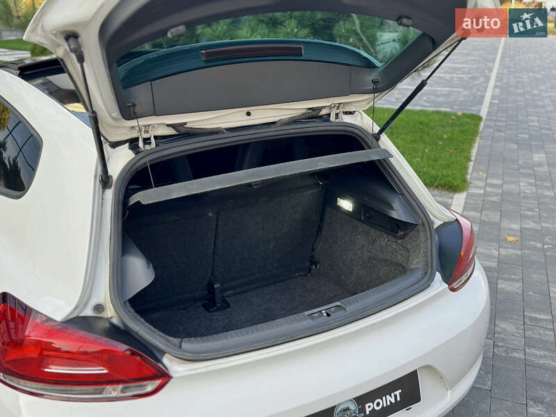 Хетчбек Volkswagen Scirocco 2010 в Ужгороді