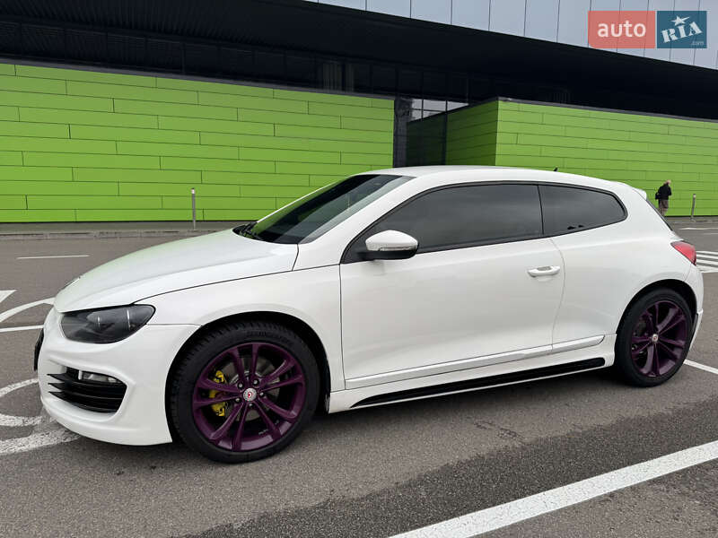 Хэтчбек Volkswagen Scirocco 2010 в Киеве