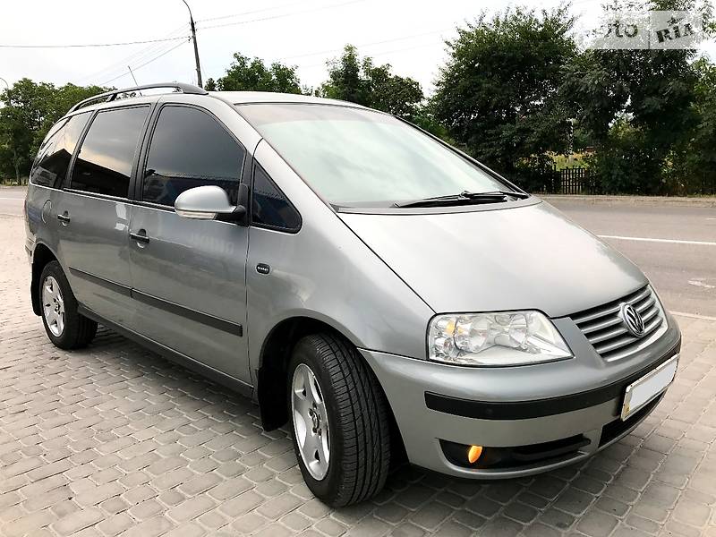 Минивэн Volkswagen Sharan 2004 в Хмельницком