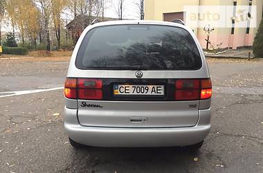Минивэн Volkswagen Sharan 2000 в Черновцах