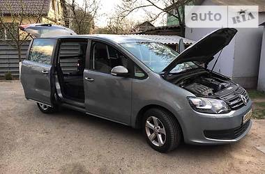 Минивэн Volkswagen Sharan 2012 в Киеве