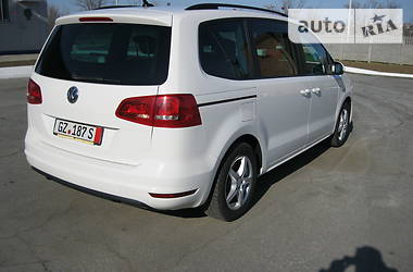 Минивэн Volkswagen Sharan 2013 в 
