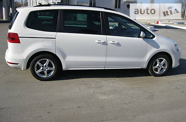 Минивэн Volkswagen Sharan 2013 в Киеве