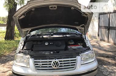 Минивэн Volkswagen Sharan 2004 в Покровске