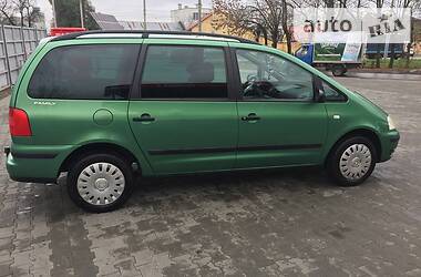 Минивэн Volkswagen Sharan 2003 в Львове