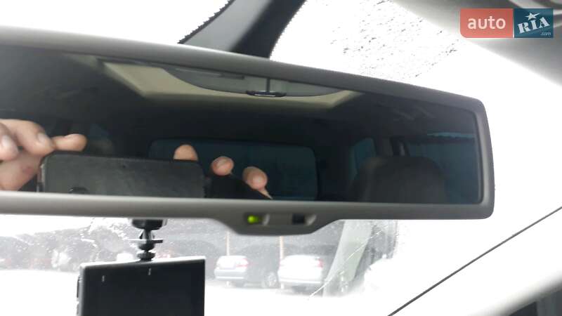 Минивэн Volkswagen Sharan 2012 в Каменском