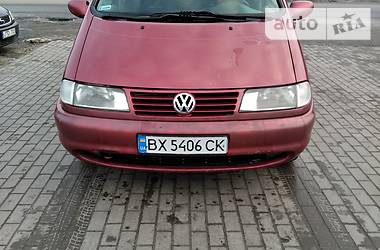 Минивэн Volkswagen Sharan 1997 в Полонном