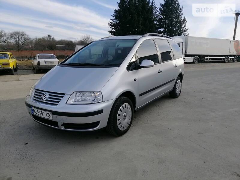 Мінівен Volkswagen Sharan 2007 в Луцьку