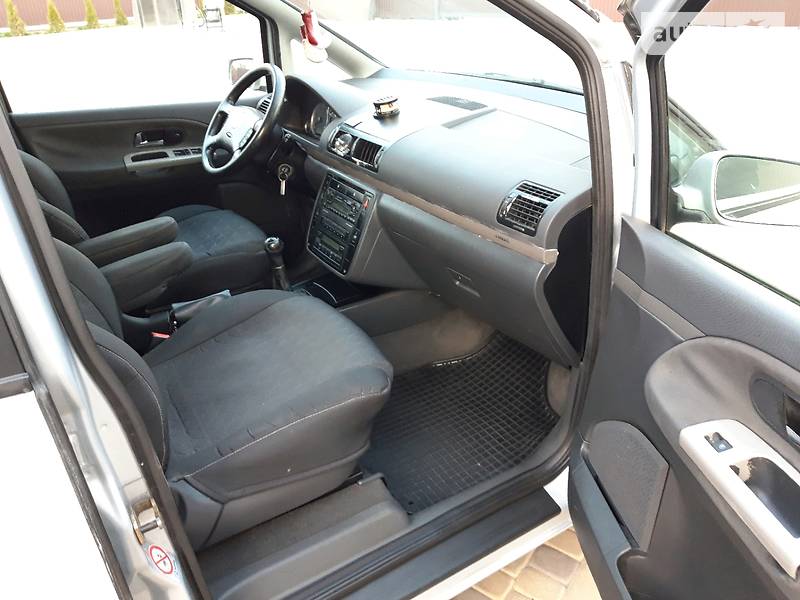 Мінівен Volkswagen Sharan 2002 в Теребовлі