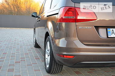 Мінівен Volkswagen Sharan 2011 в 