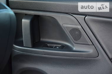 Мінівен Volkswagen Sharan 2011 в 