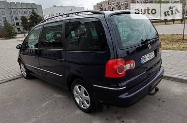 Минивэн Volkswagen Sharan 2005 в Павлограде